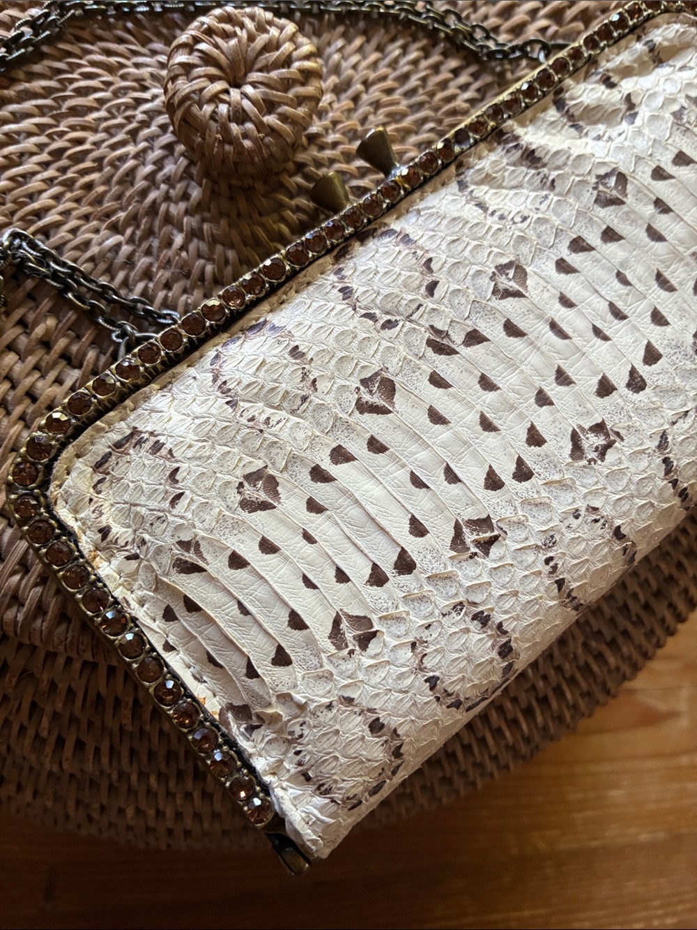 Clara Kasavina Snakeskin Amber Crystal Kiss Lock Evening Clutch Bag